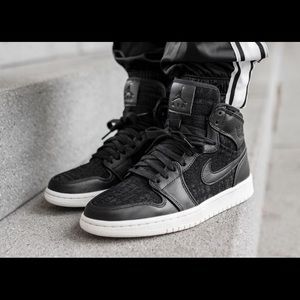 Jordan 1 mid